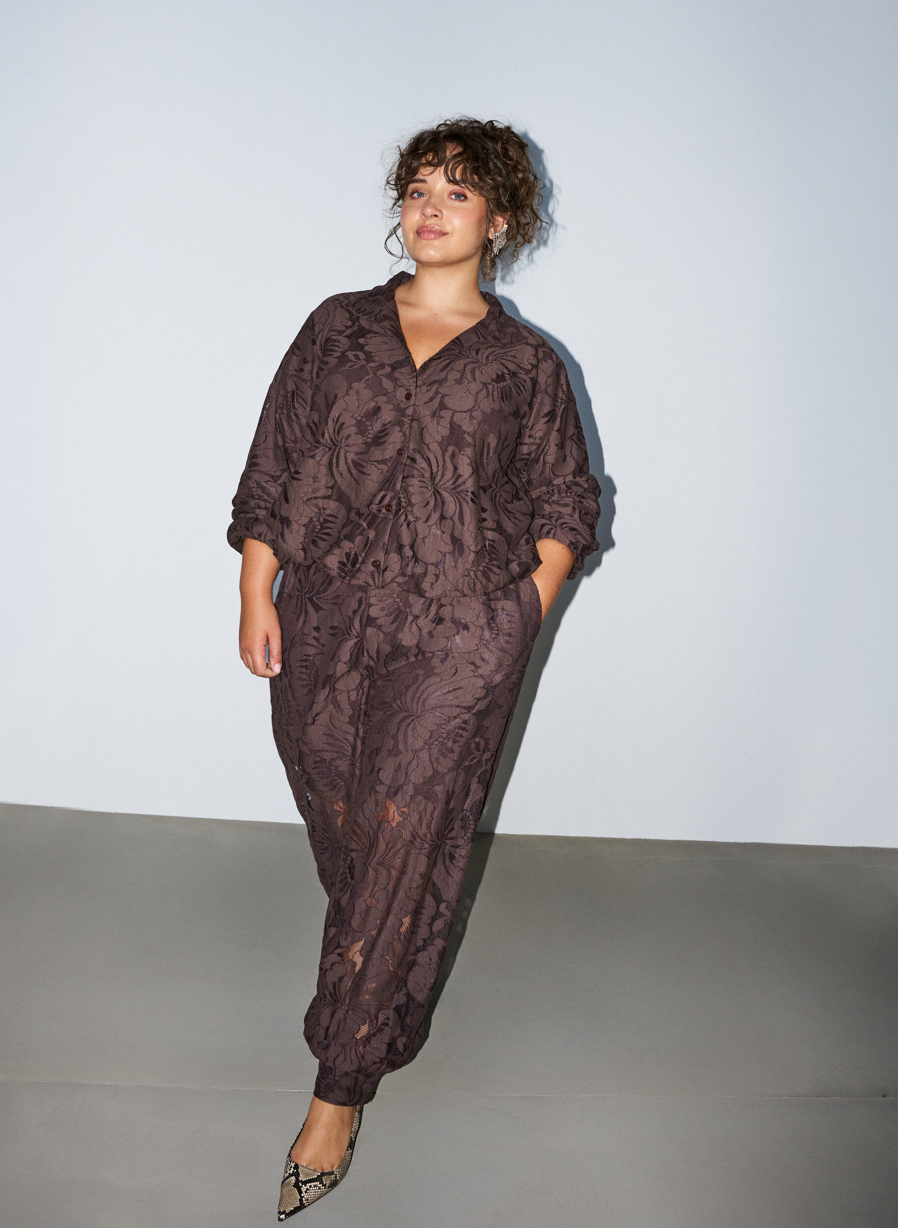 ZizziBomber en jacquard floral, Marron, Model image number 1