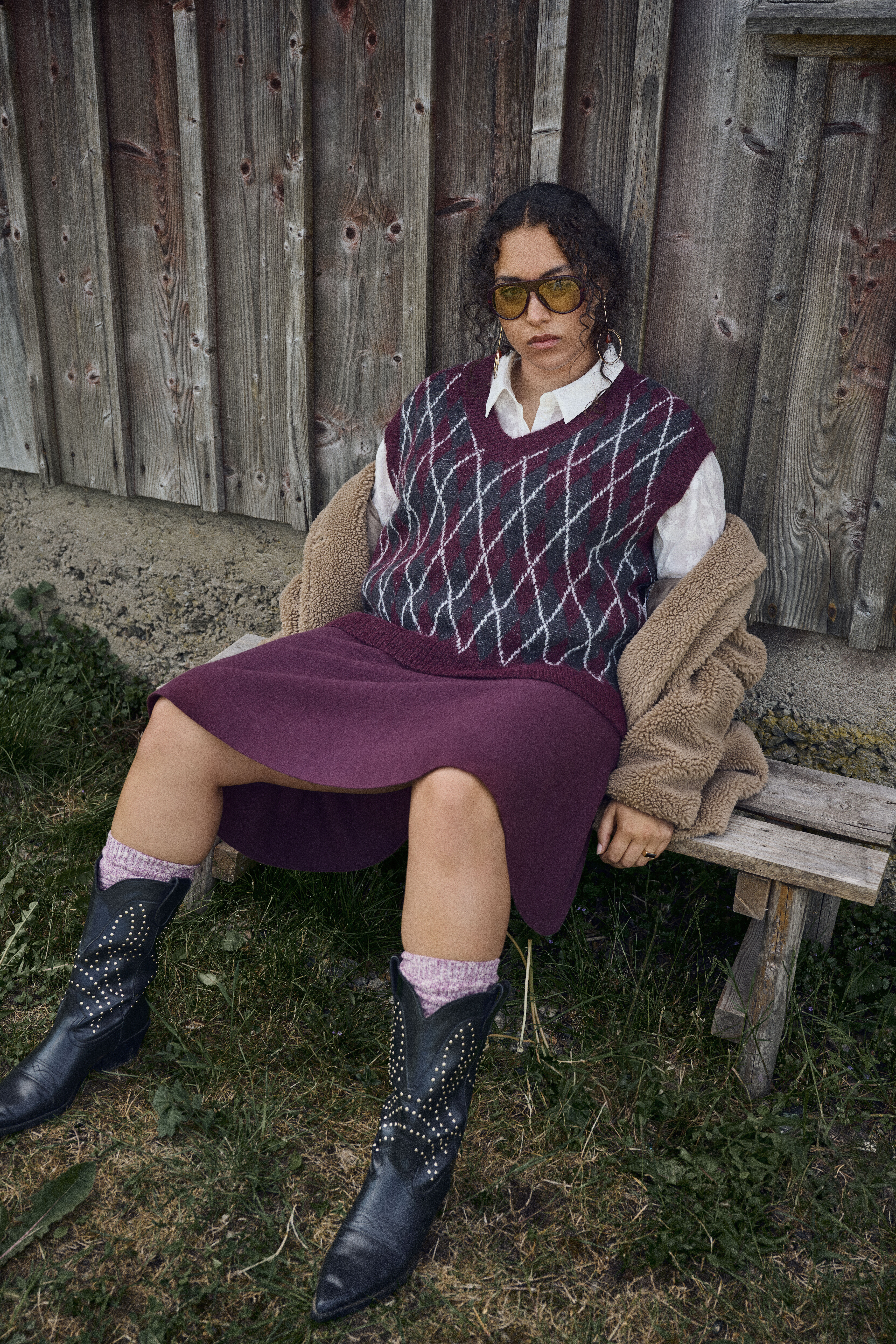 Geruit gilet en rok, , Model