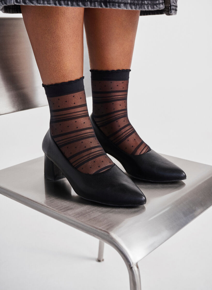 Large — Bottine en cuir à bout pointu, Noir, Image image number 0