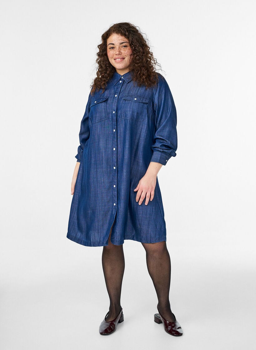 Robe courte en lyocell denim avec pressions, Bleu, Model image number 0