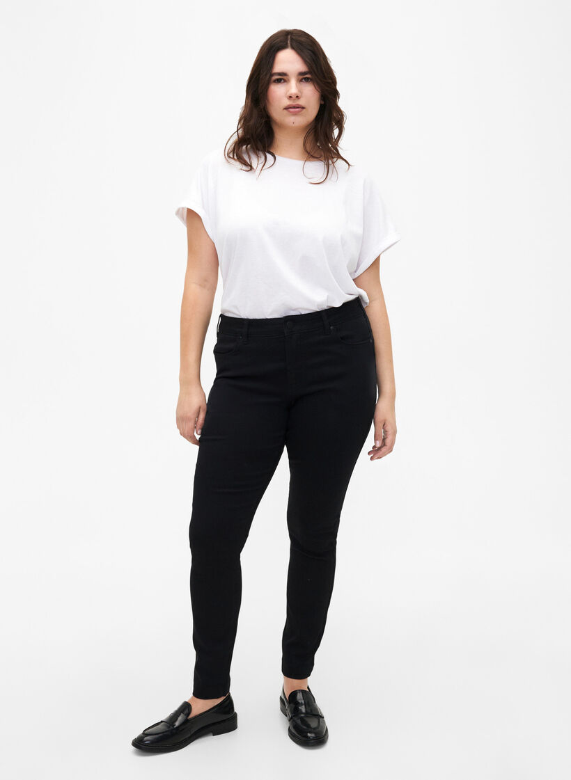 Viona jeans met normale taille, Zwart, Model image number 0