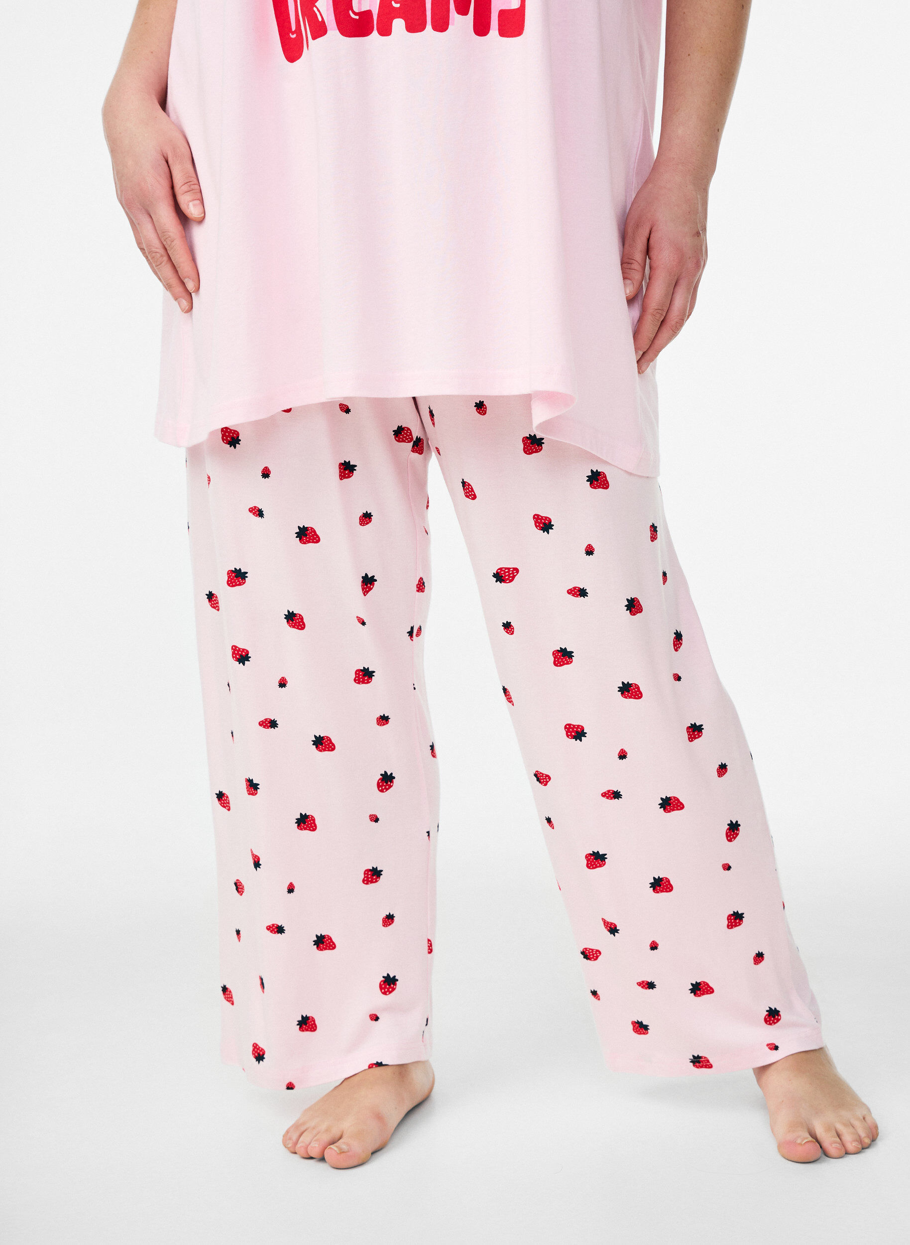 ZizziPyjamabroek in zachte jersey met hoge taille en fruitprint, Roze, Model image number 2