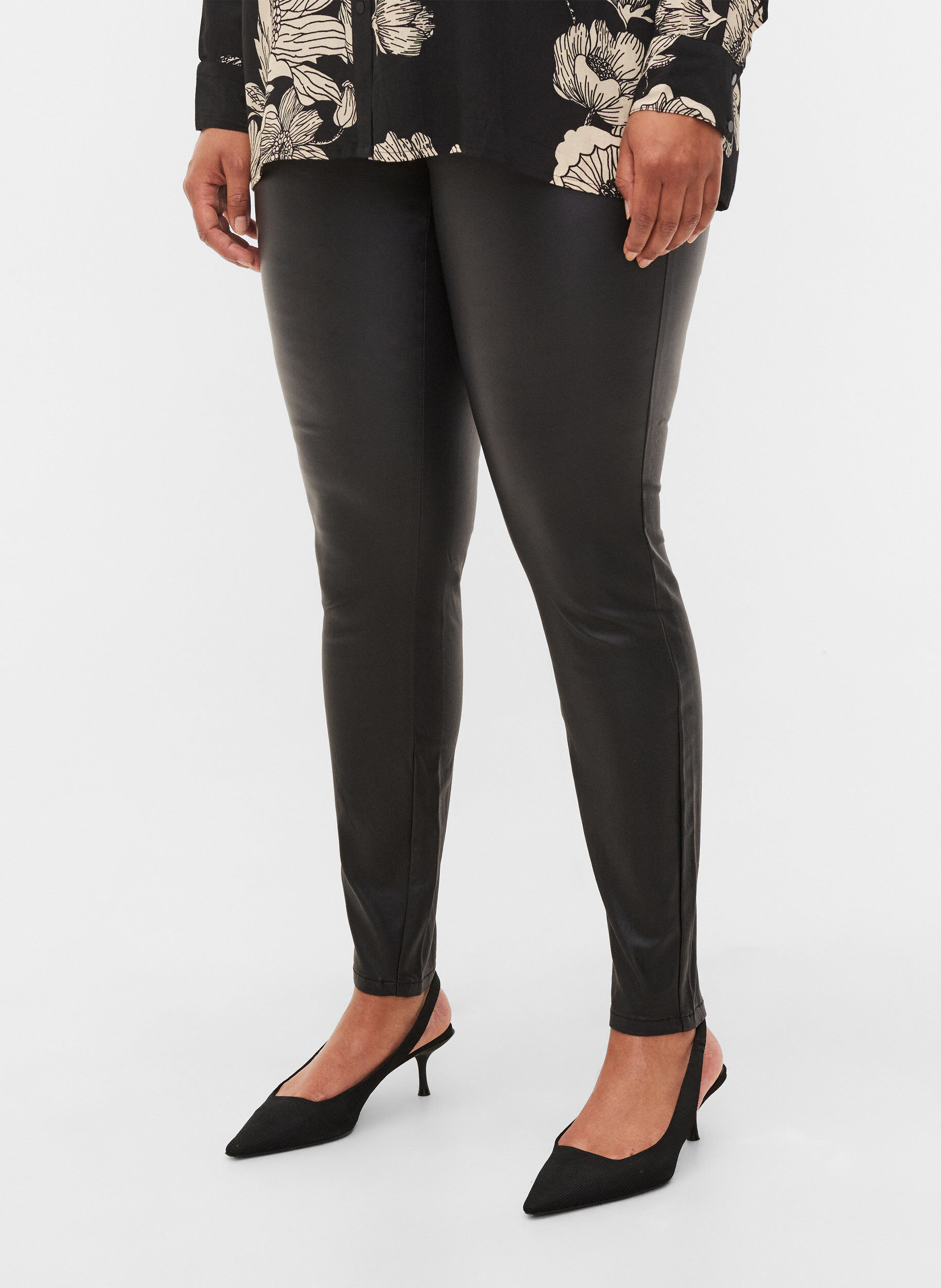ZizziCoated legging, Black, Model image number 2