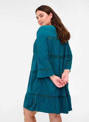 Viscose jurk met a-lijn en kanten lint, Pacific, Model image number 1