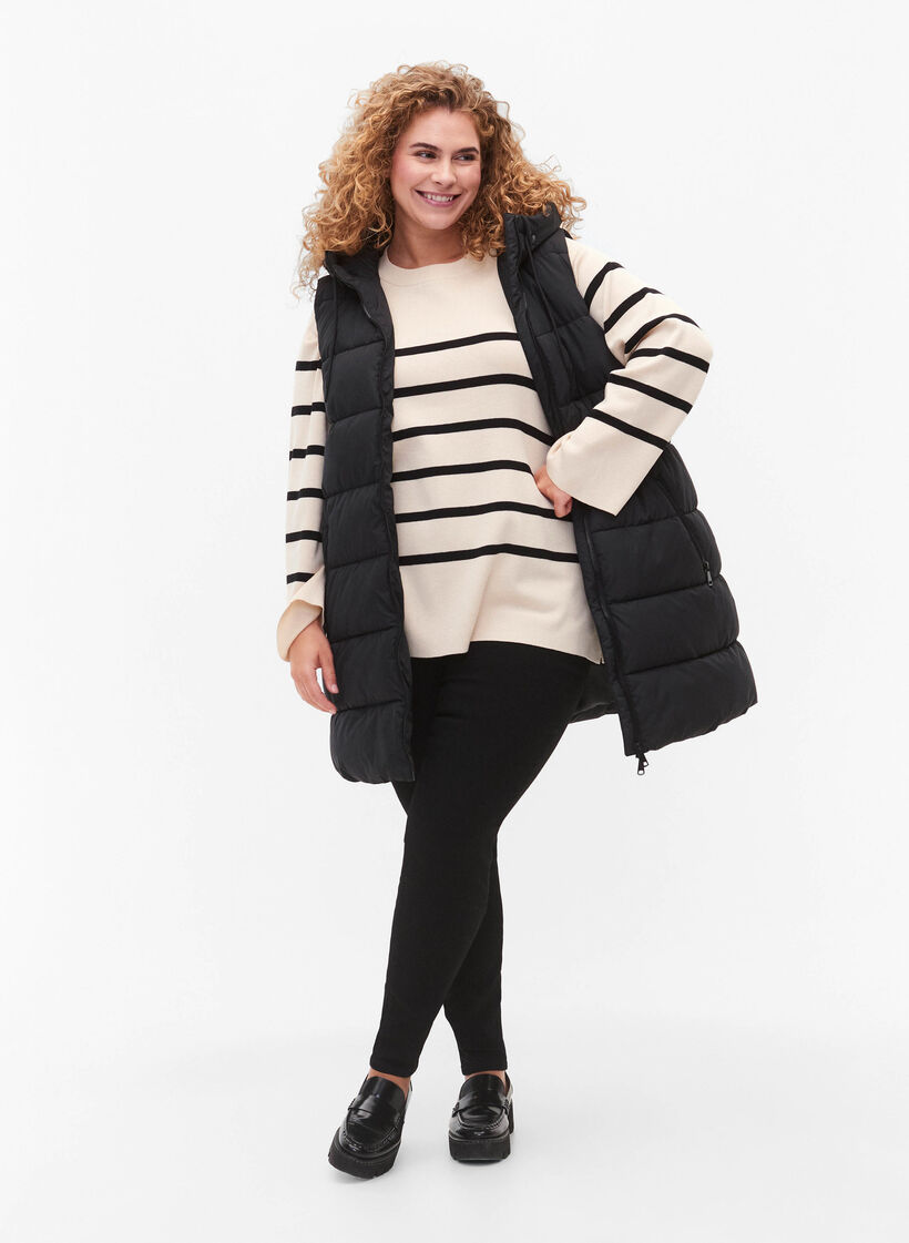 Veste longue avec capuche et poches, Noir, Model image number 1