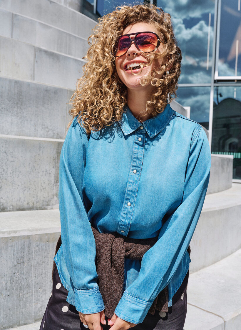 Denim blouse van lyocell met drukknopen, Blauw, Image image number 0