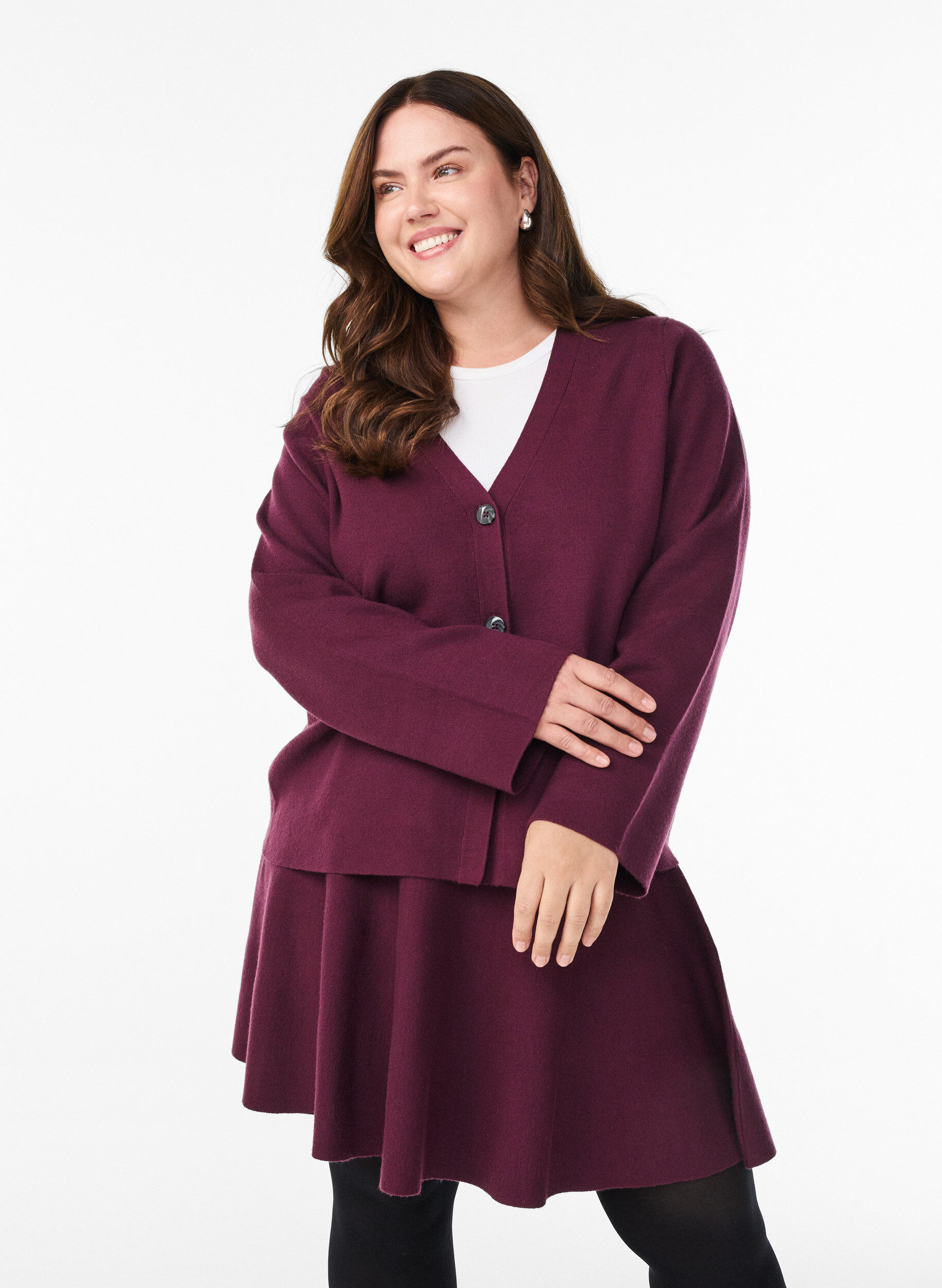 Jupe courte en maille &agrave; coupe &eacute;vas&eacute;e, Bordeaux fonc&eacute;, Model