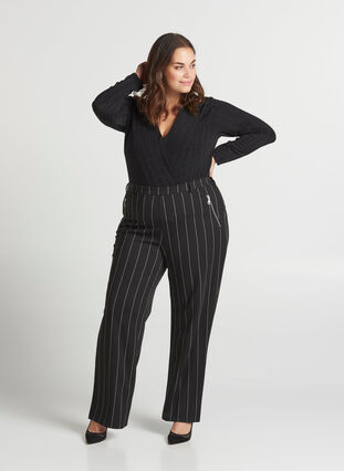 Pantalon Maddison, Black Striped, Model image number 0
