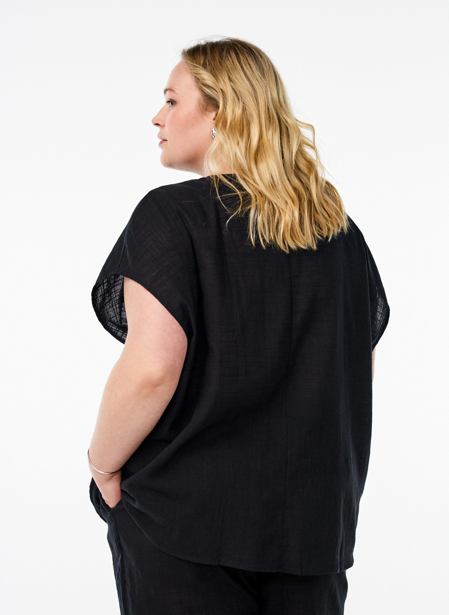 ZizziLosse blouse met kapmouwen, Zwart, Model image number 2