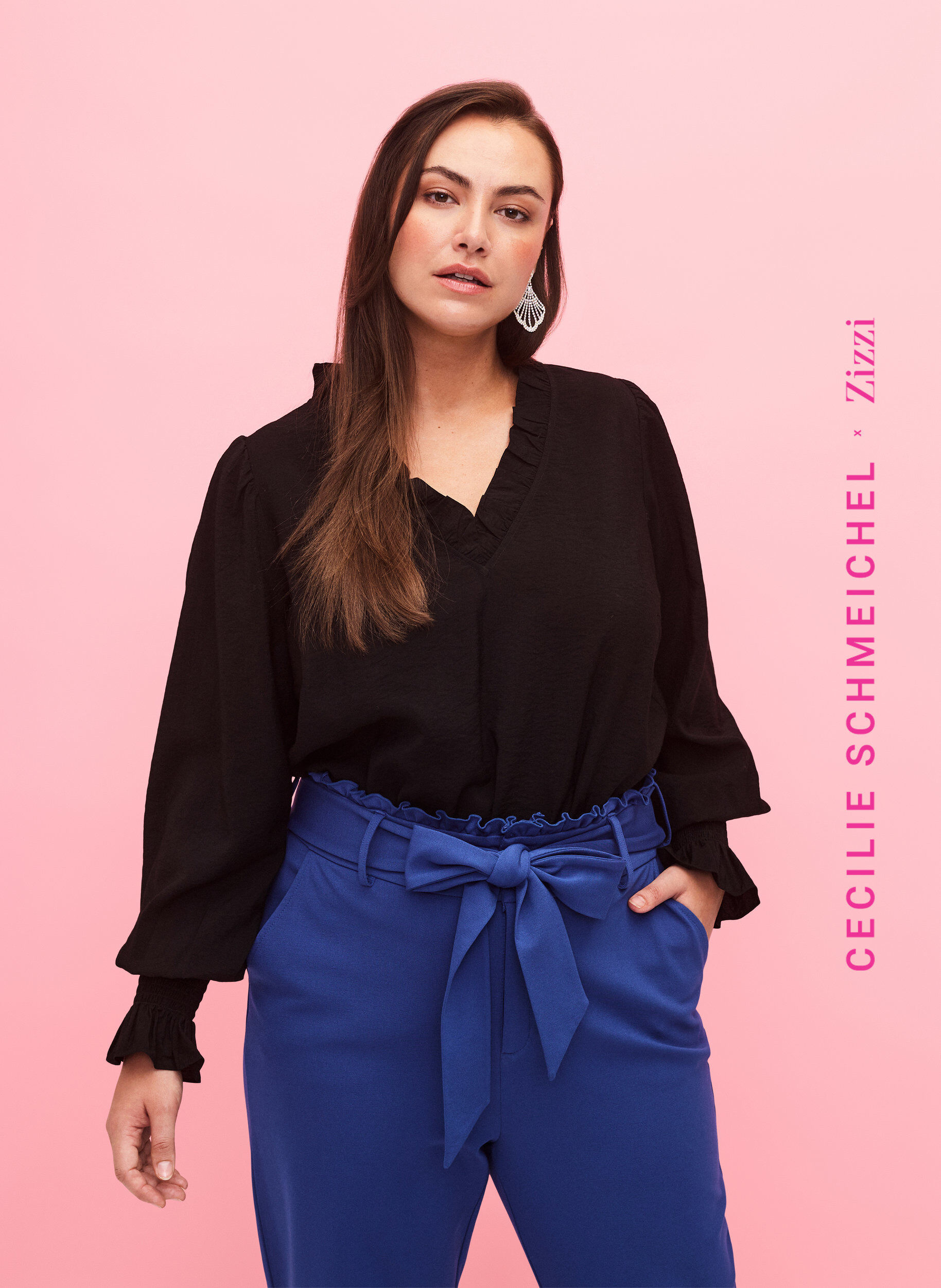 Zizzi Blouse &agrave; manches longues en viscose avec d&eacute;tails de volants, Black, Model image number 0