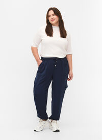 Pantalon à poches cargo, Navy Blazer, Model