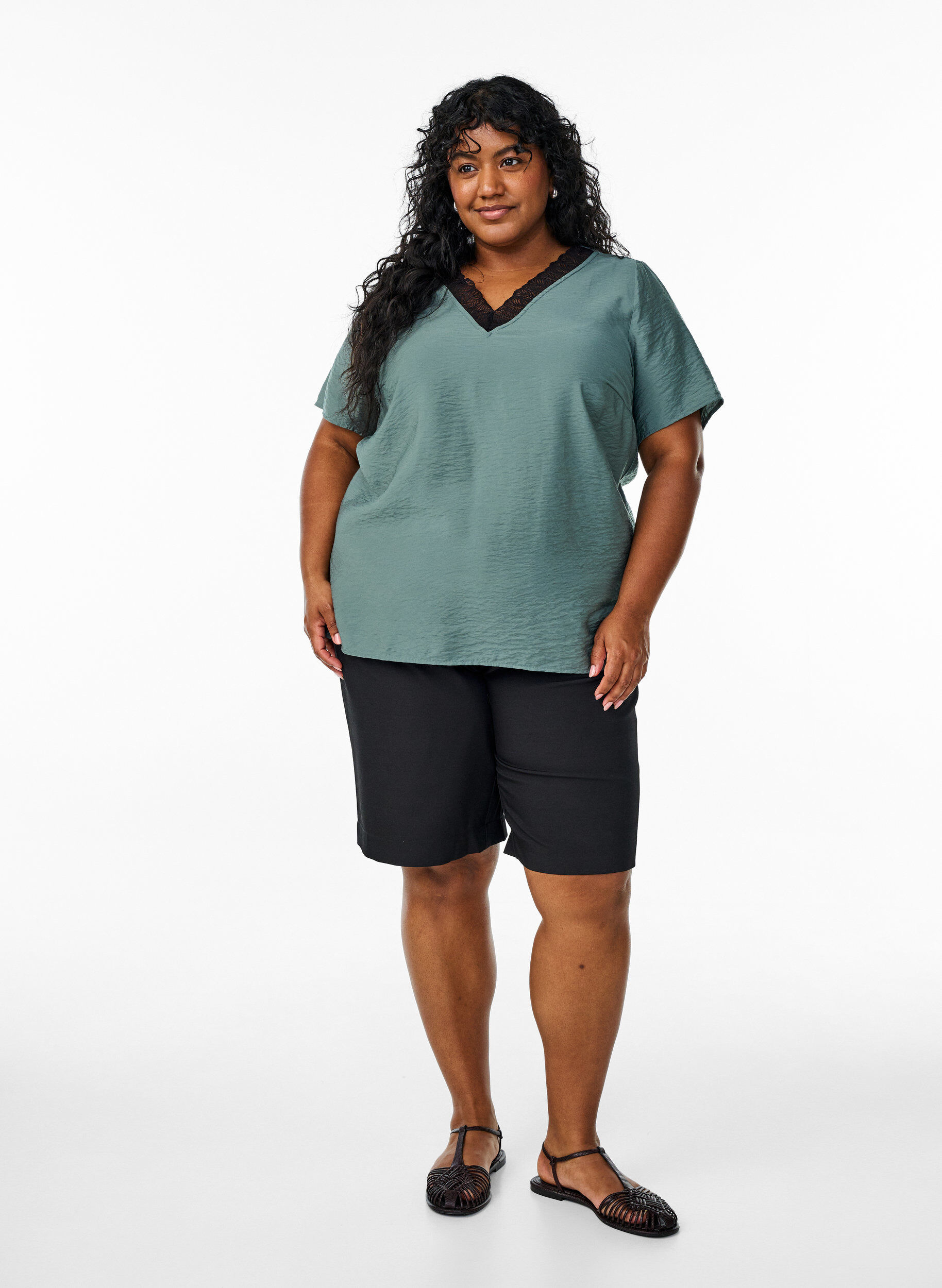 ZizziViscose blouse met korte mouwen en kanten rand, Groen, Model image number 1