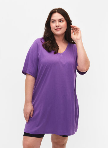 T-shirt à col en V surdimensionné de couleur unie, Deep Lavender, Model image number 0