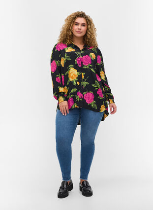 Gebloemde blouse van viscose met smokwerk, Black Flower AOP, Model image number 2