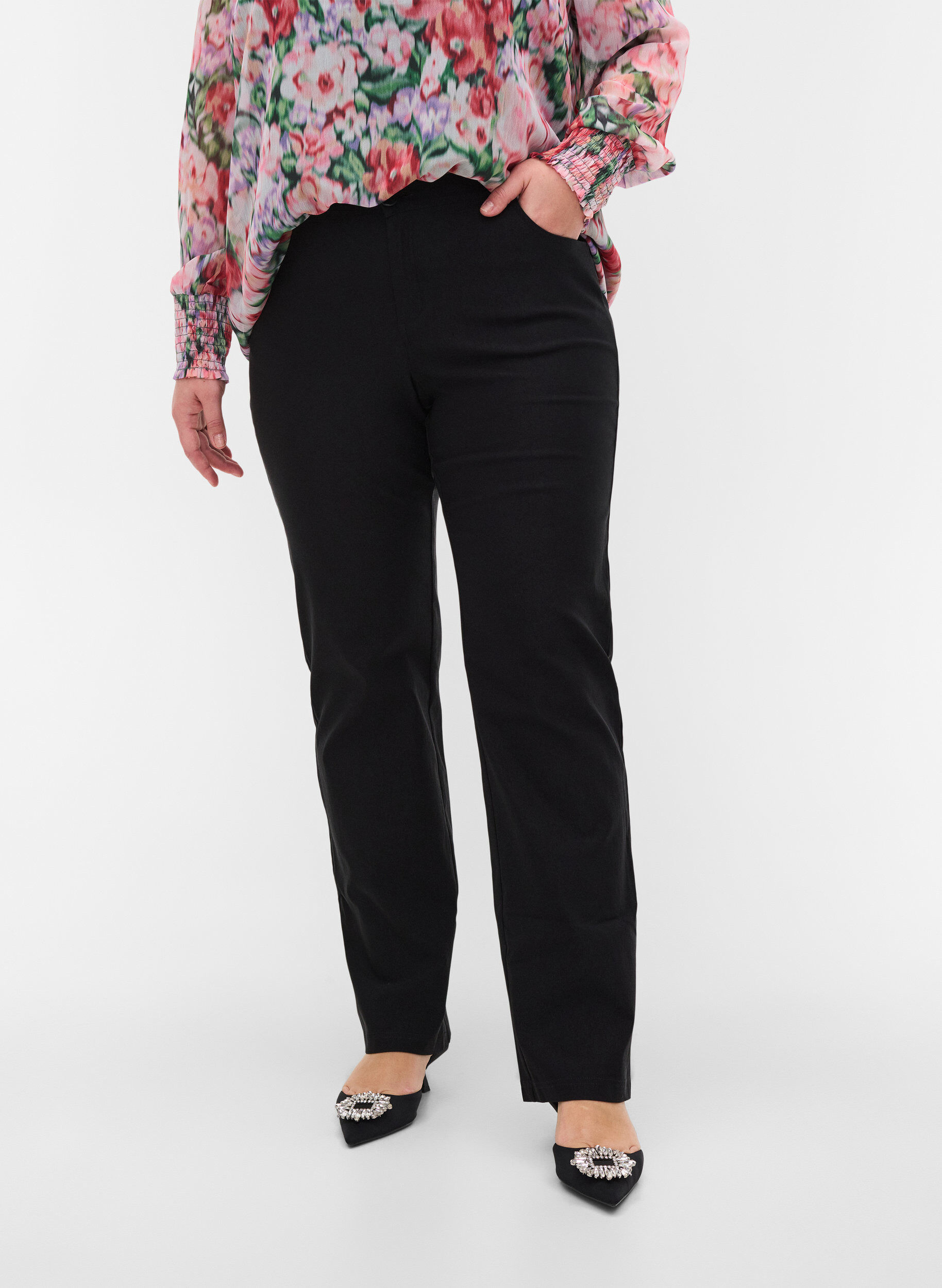 Zizzi Pantalon classique en viscose m&eacute;lang&eacute;e, Noir, Model image number 4