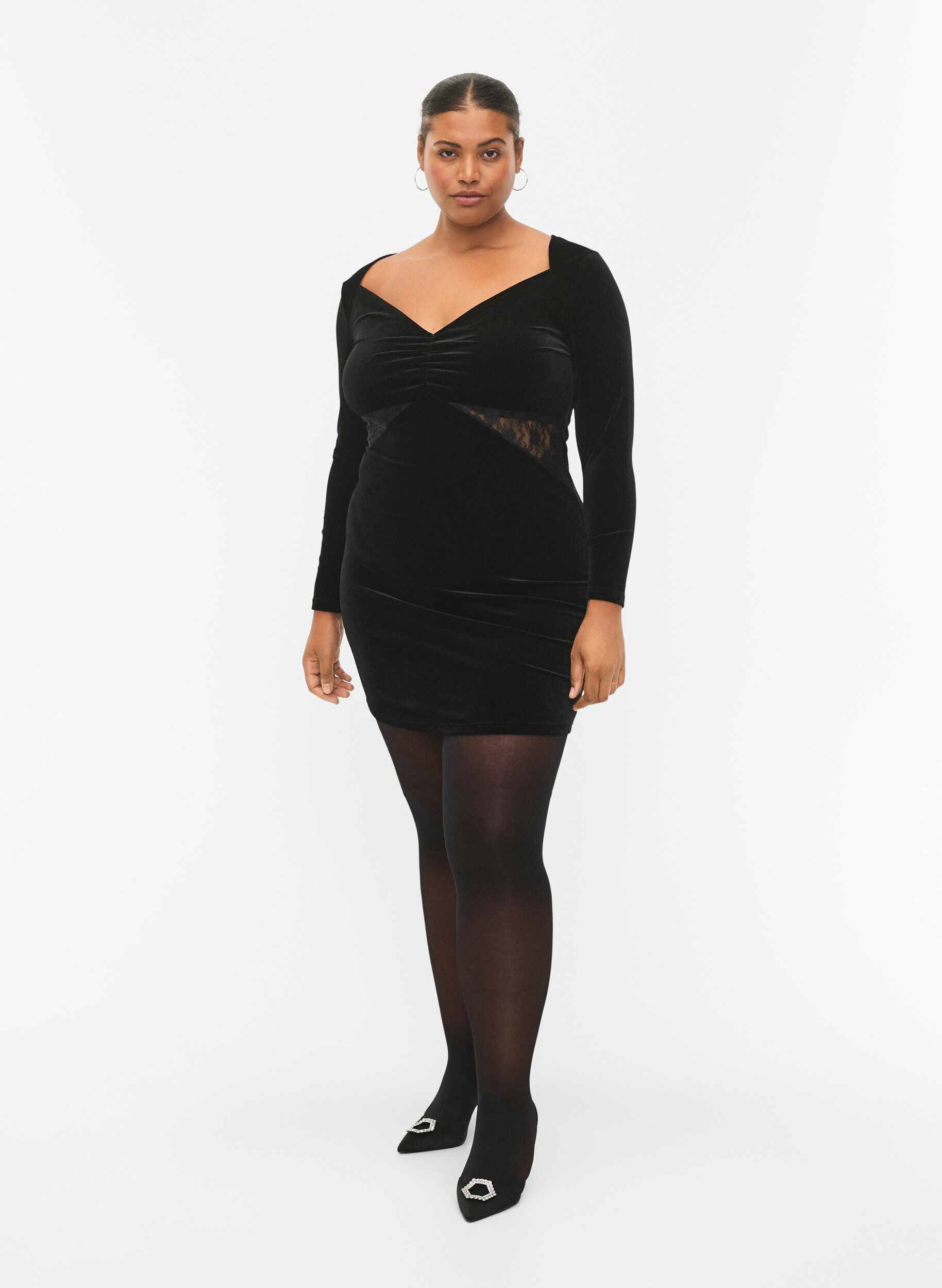 Zizzi Robe courte en velours avec des touches de dentelle, Black, Model image number 3