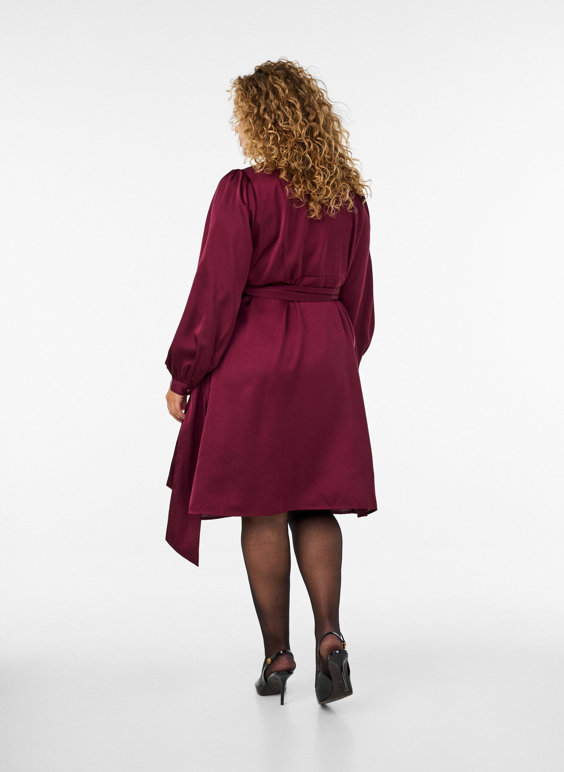 ZizziKorte satijnen jurk met wikkeldesign, Rood, Model image number 1