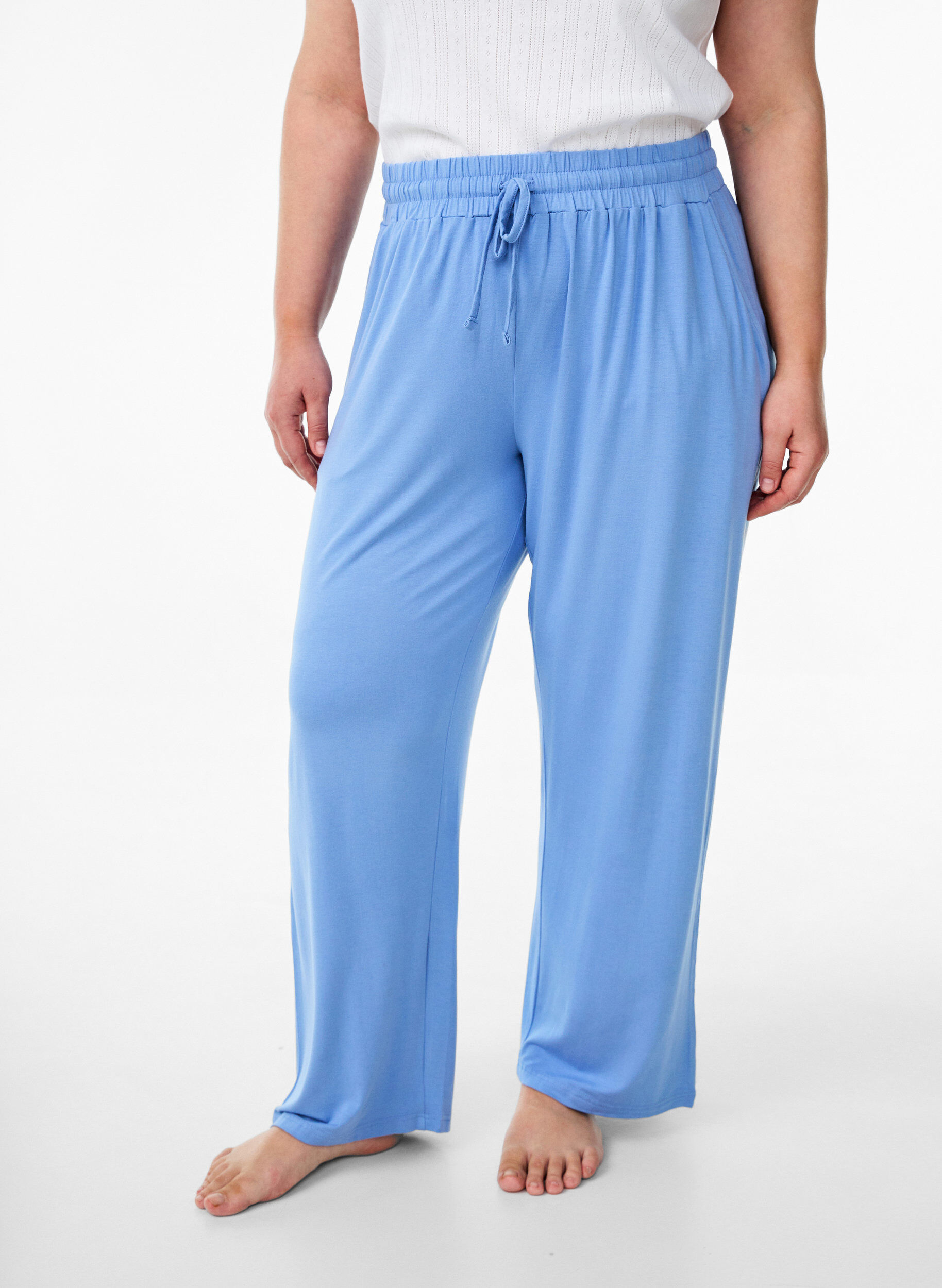 ZizziPantalon de nuit ample en jersey de viscose avec poches, Bleu, Model image number 2