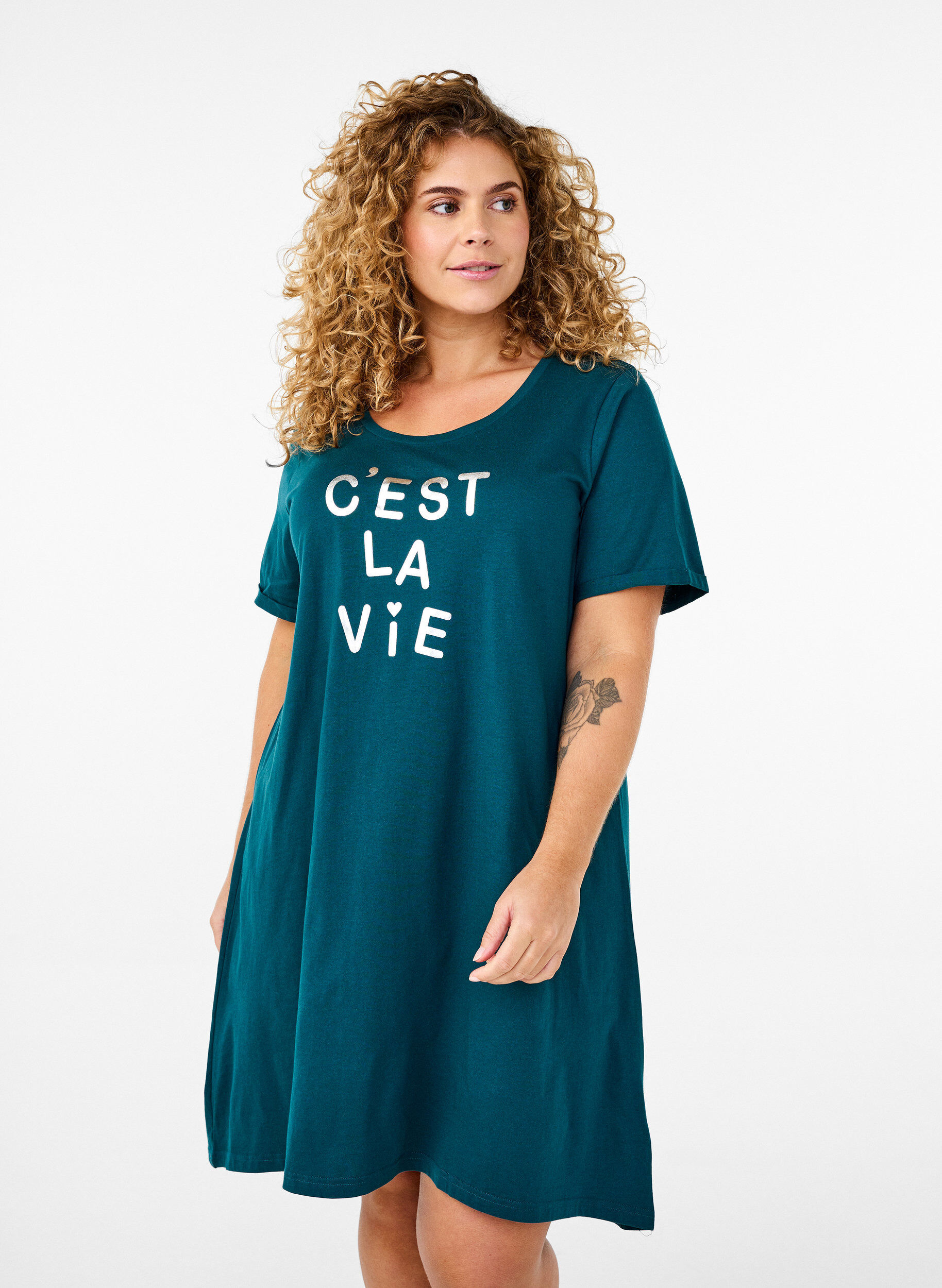 ZizziChemise de nuit &agrave; manches courtes en coton biologique, Vert, Model image number 0