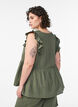 Blouse sans manches en mousseline de coton avec volants, Vert, Model image number 2