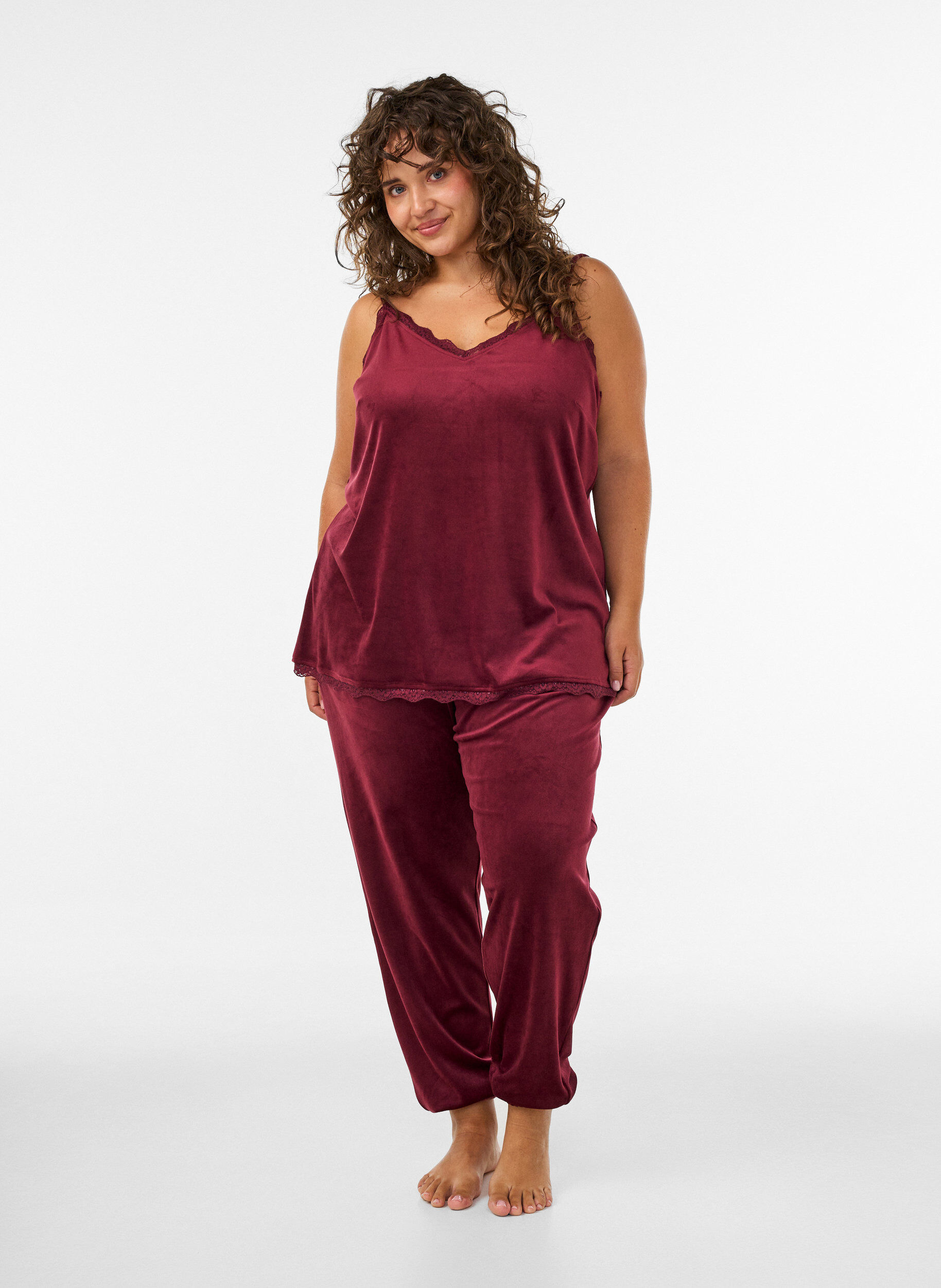 ZizziVelour top met kanten rand, Rood, Model image number 1