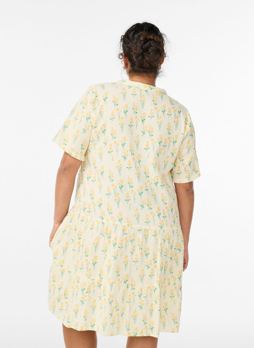 Robe courte &eacute;vas&eacute;e en mousseline de coton, Jaune clair, Model image number 2