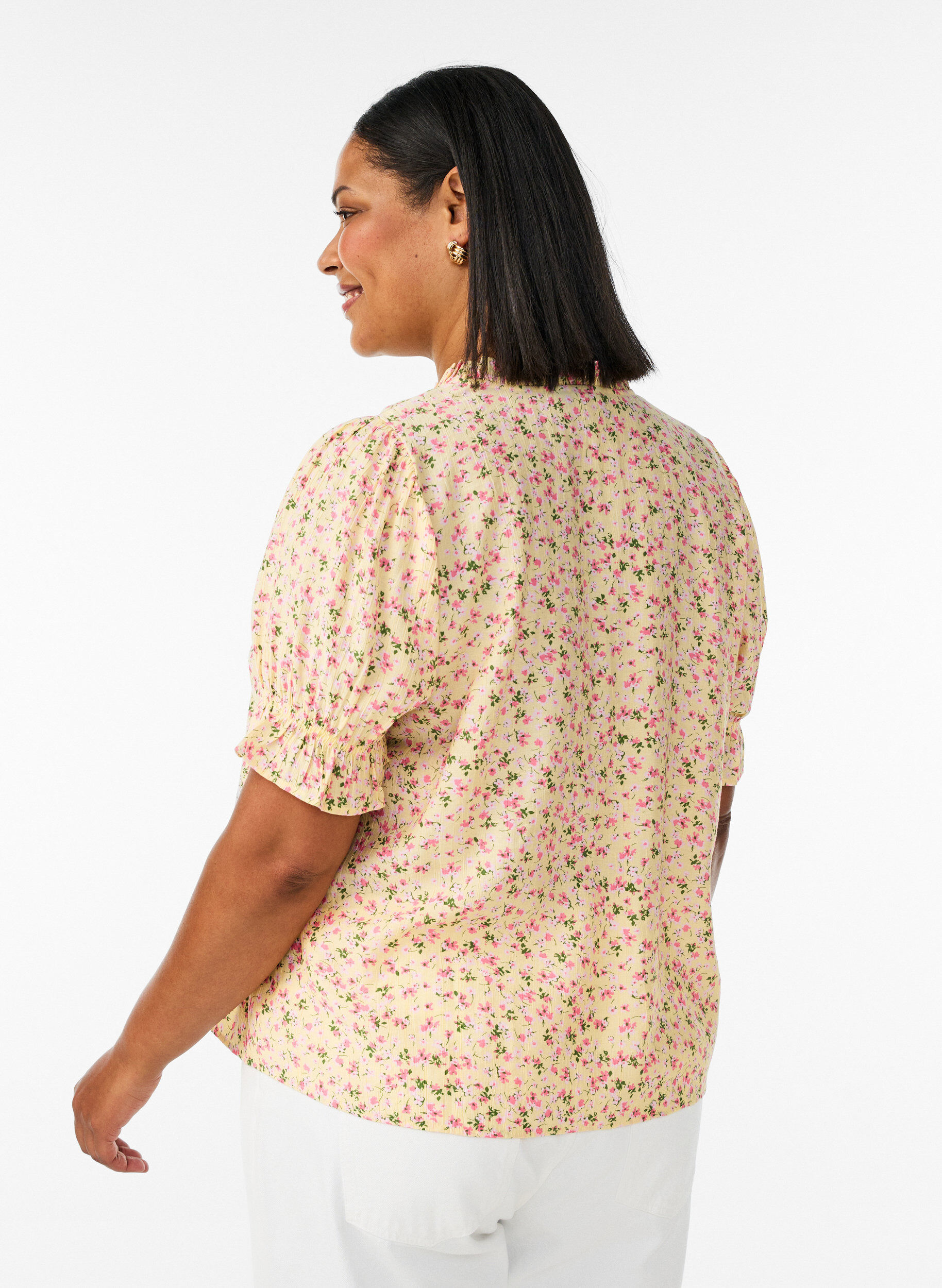 ZizziViscose bloemenblouse met korte mouwen en een rucheskraag, Geel, Model image number 2