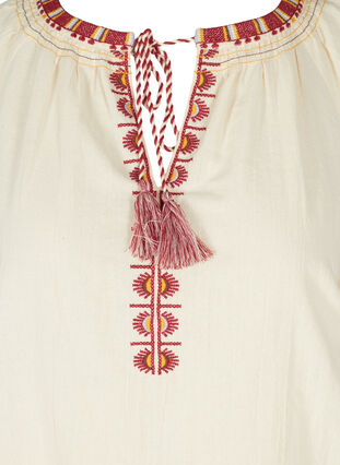 Blouse en coton avec broderie et manches 3/4, Mother Of Pearl, Packshot image number 2