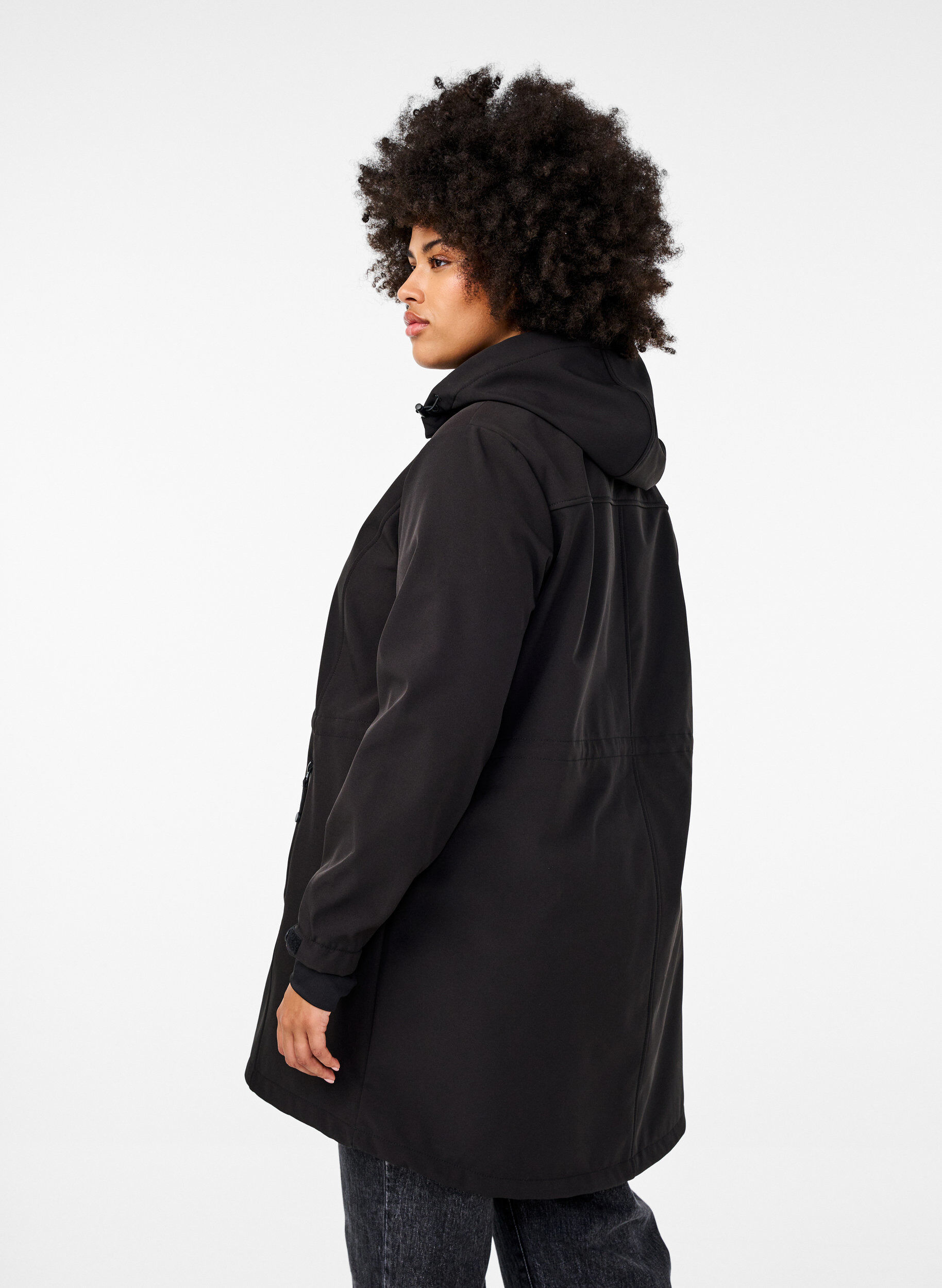 ZizziSoftshell jack met afneembare capuchon, Zwart, Model image number 2