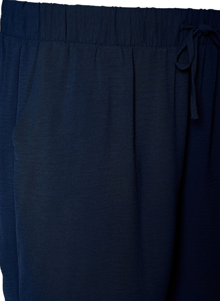 Korte broek met zakken en elastische tailleband, Blauw, Packshot image number 2