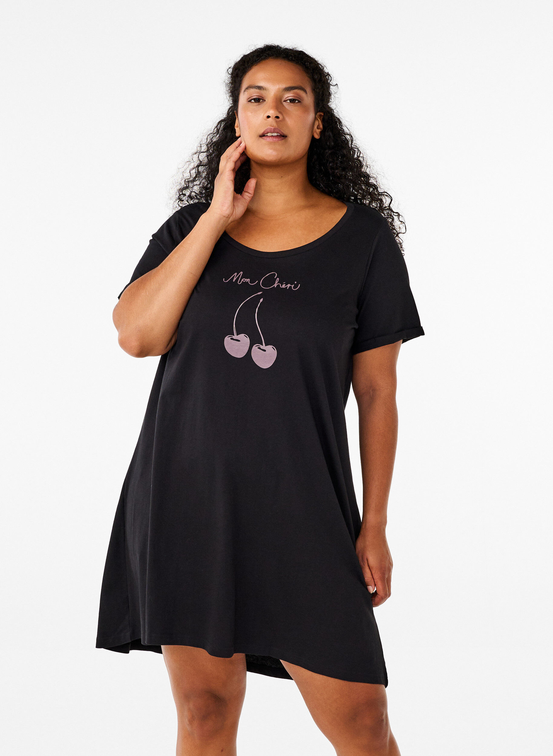 Zizzi Chemise de nuit &agrave; manches courtes en coton biologique, Noir, Model image number 0
