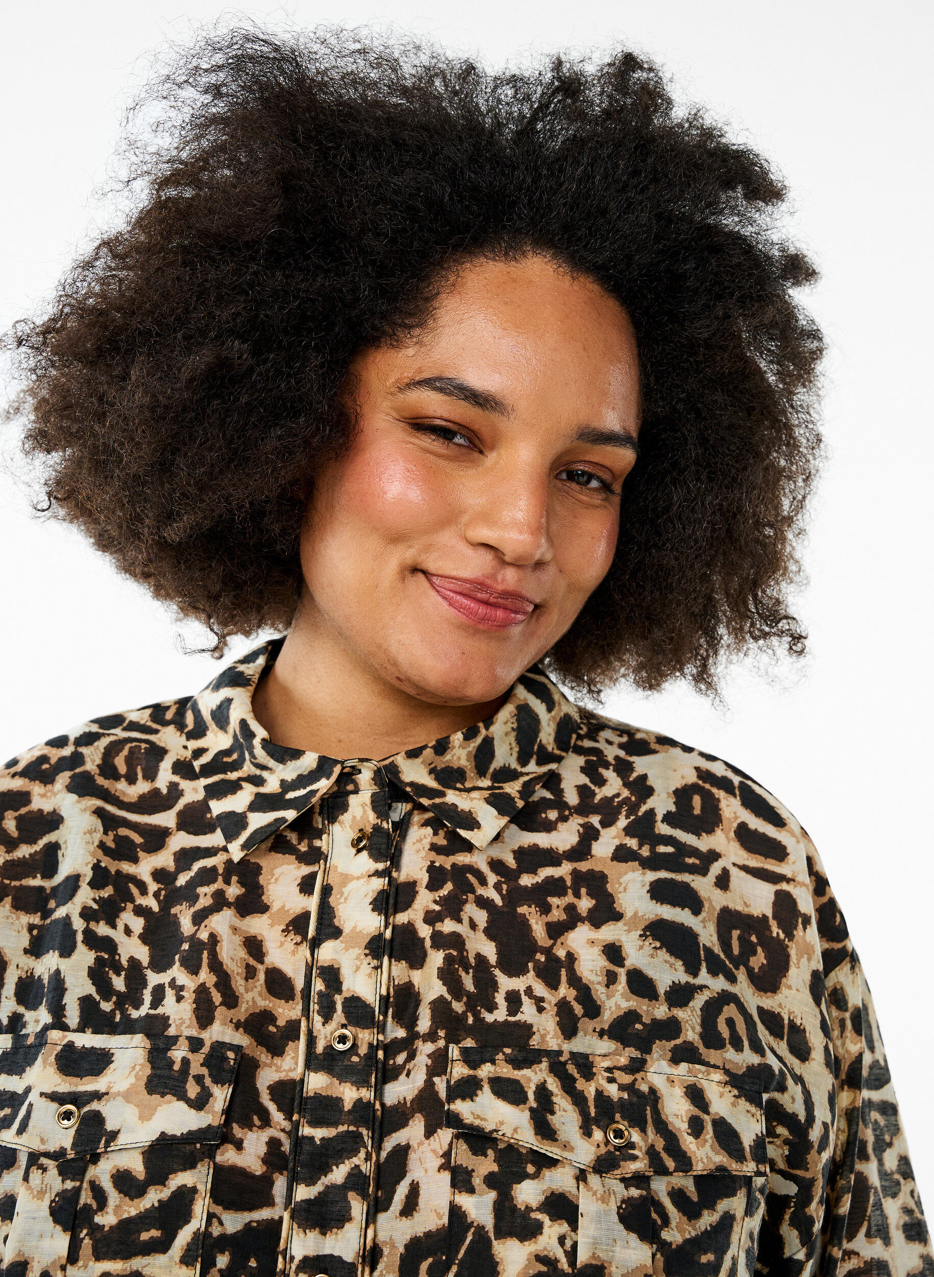 ZizziLos shirt met dierenprint en borstzakken, Bruin, Model image number 3