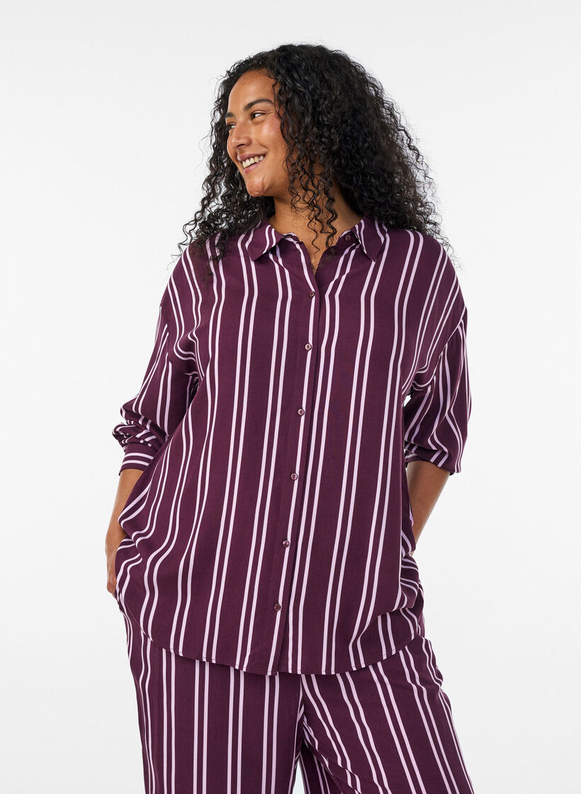 Chemise de nuit &agrave; rayures, Bordeaux fonc&eacute;, Model image number 0