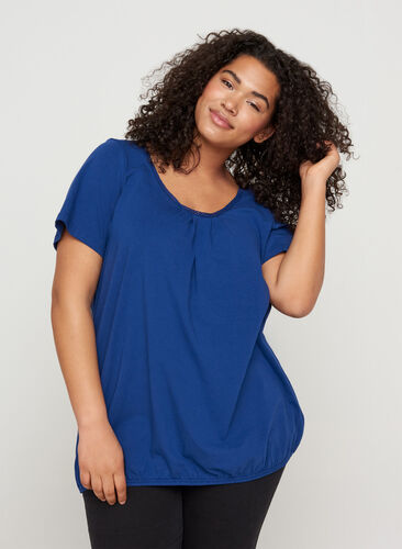 T-shirt à manches courtes avec col rond et bord en dentelle, Twilight Blue, Model image number 0