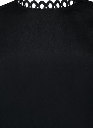 Robe en viscose avec manches en crochet, Black, Packshot image number 2