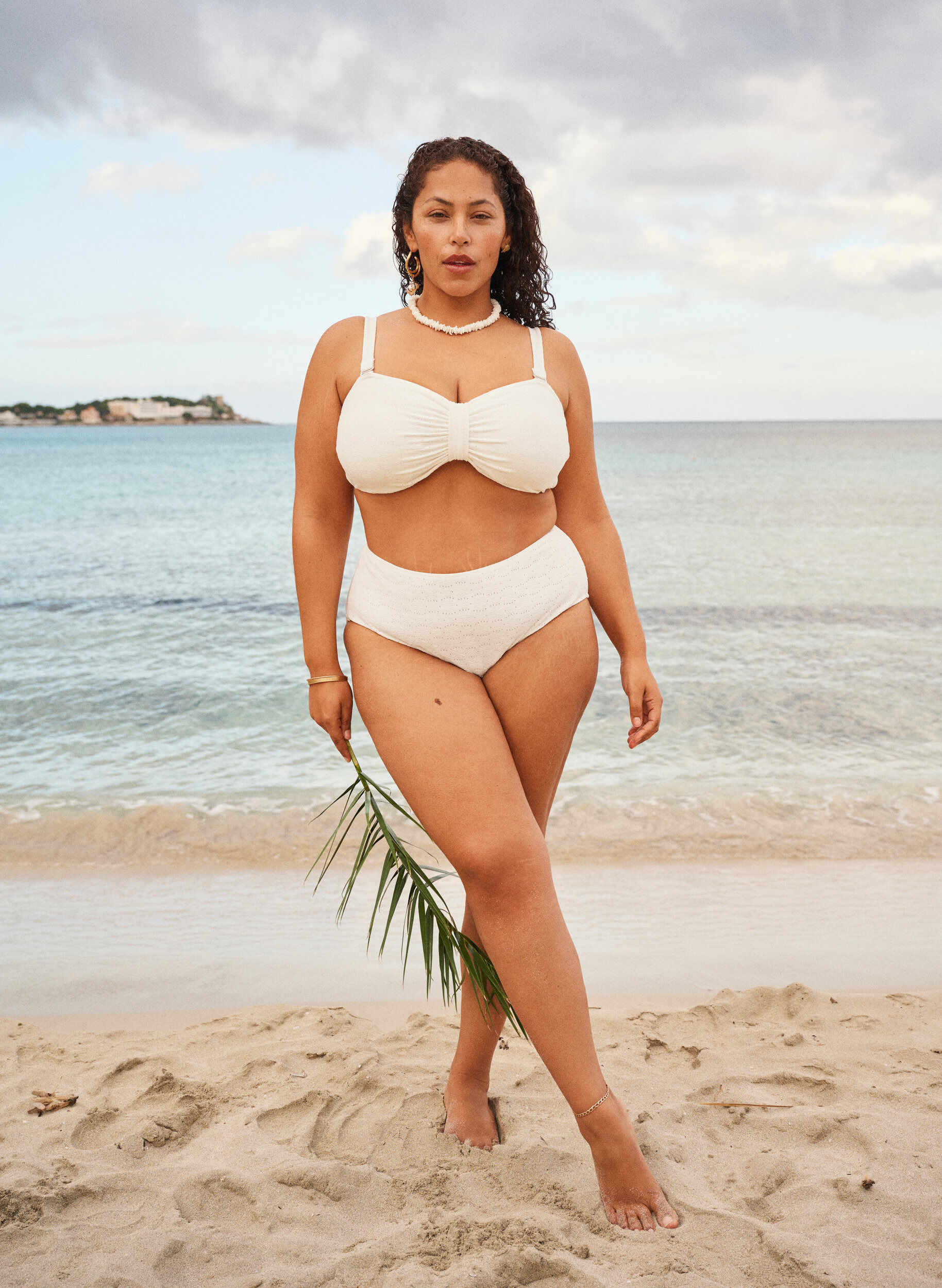 Zizzi Bas de bikini &agrave; motif textur&eacute; et taille standard, Blanc, Image image number 0