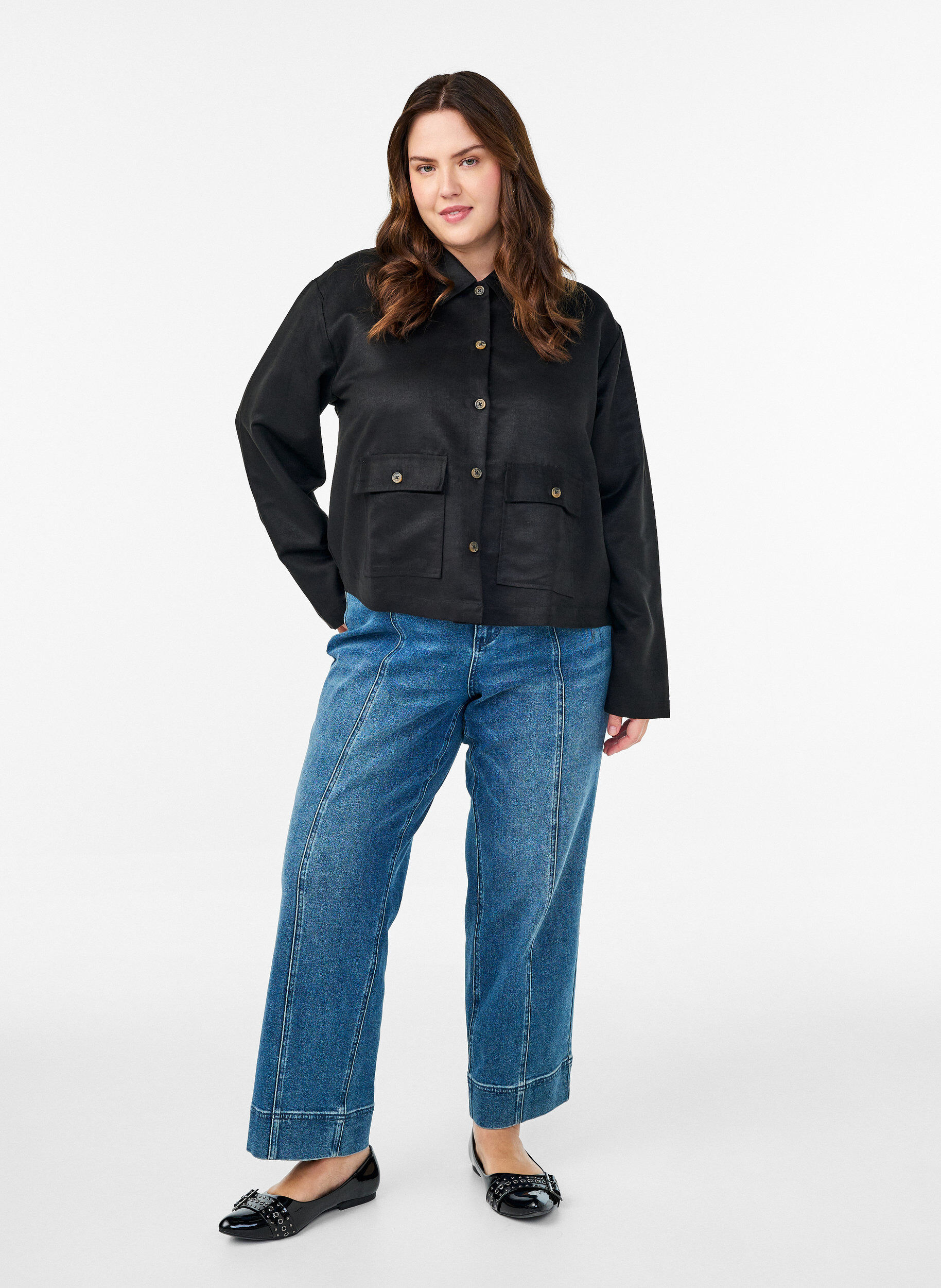 ZizziKorte jas van imitatiesu&egrave;de met zakken, Zwart, Model image number 1