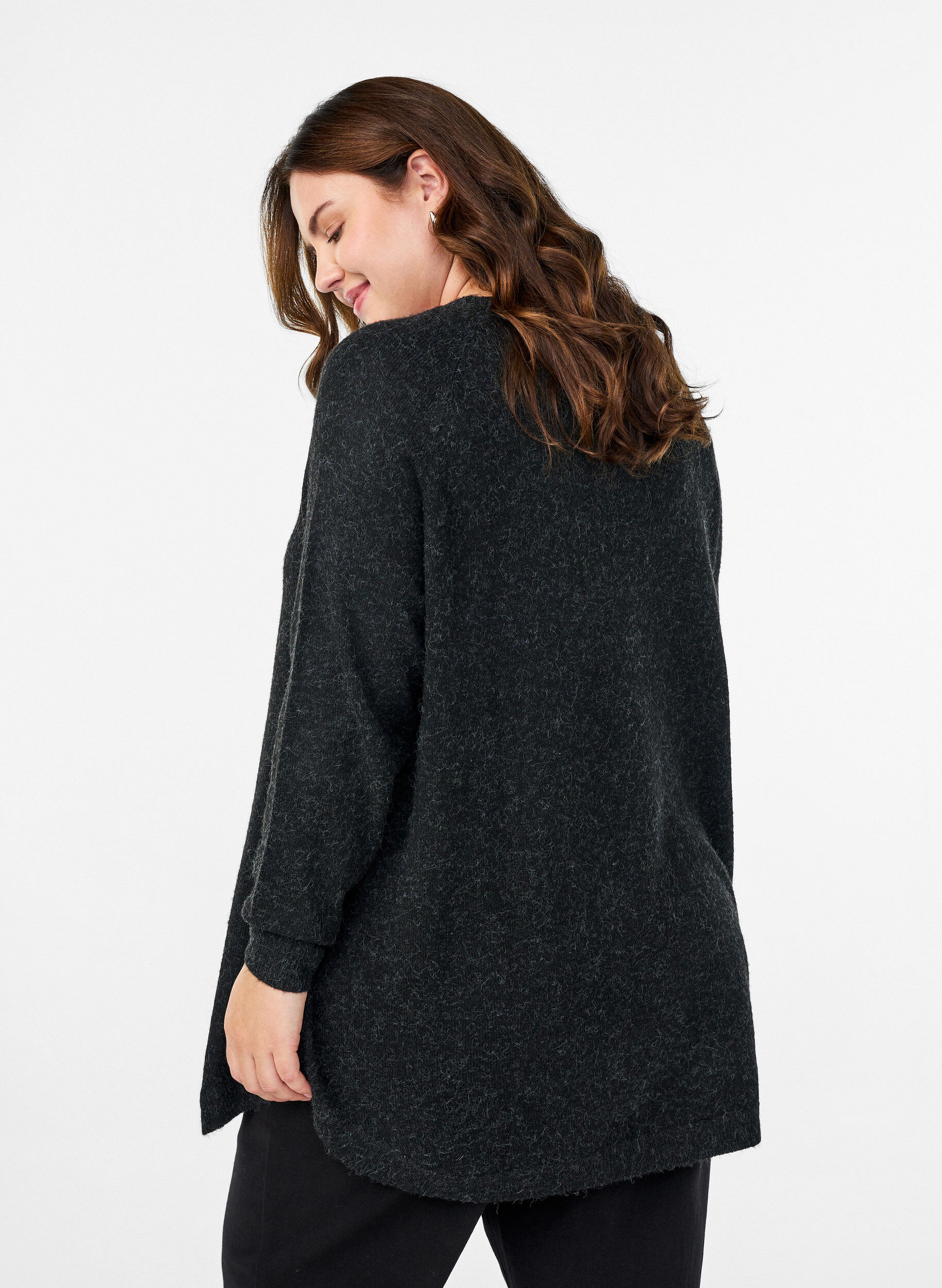 Zizzi Blouse longue en maille avec boutons boule, Gris anthracite, Model image number 2