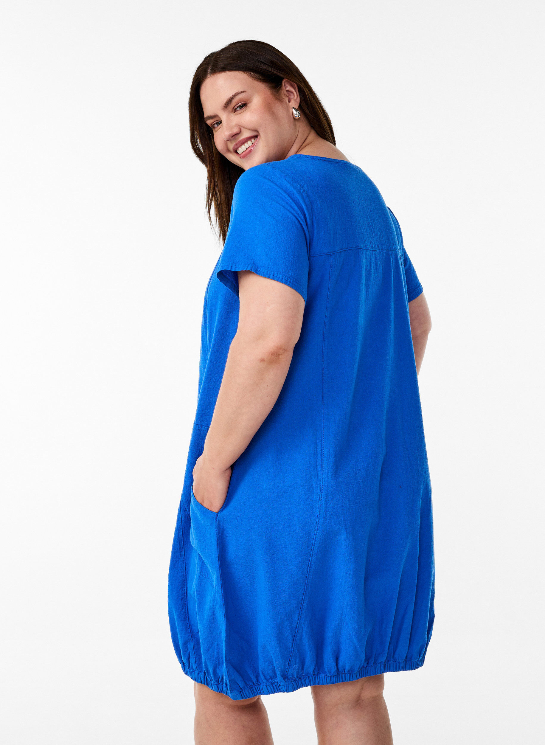 Zizzi Robe en coton &agrave; manches courtes, Bleu, Model image number 2