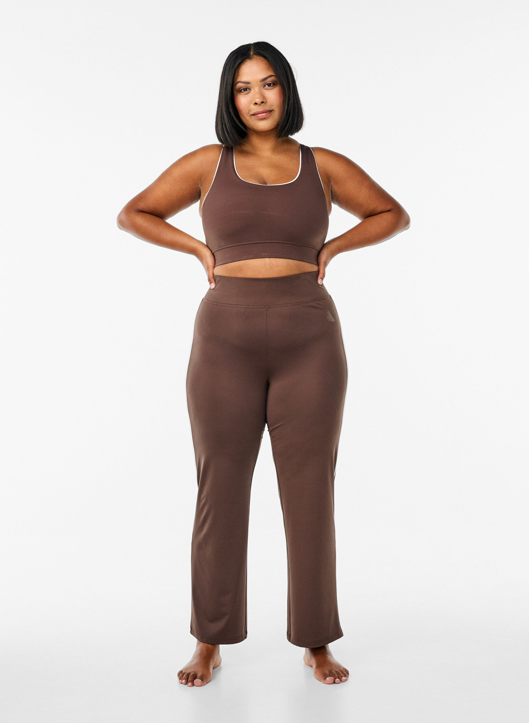 ZizziRacerback sport-bh met contrasterende biezen, Bruin, Model image number 1