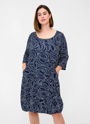Robe, Blue Graphic, Model image number 0