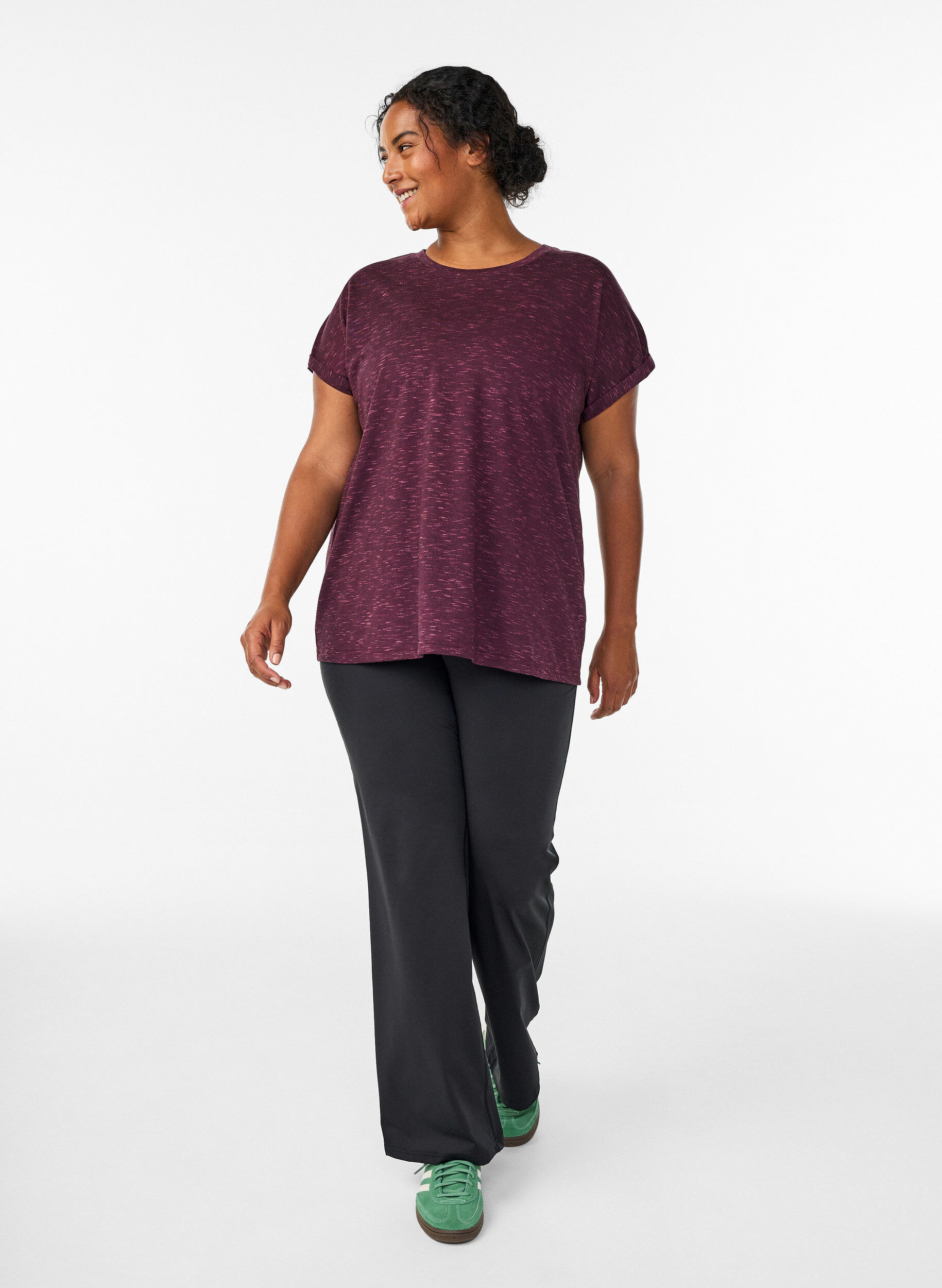 ZizziLos workout T-shirt met korte mouwen, Donker Bordeaux, Model image number 1