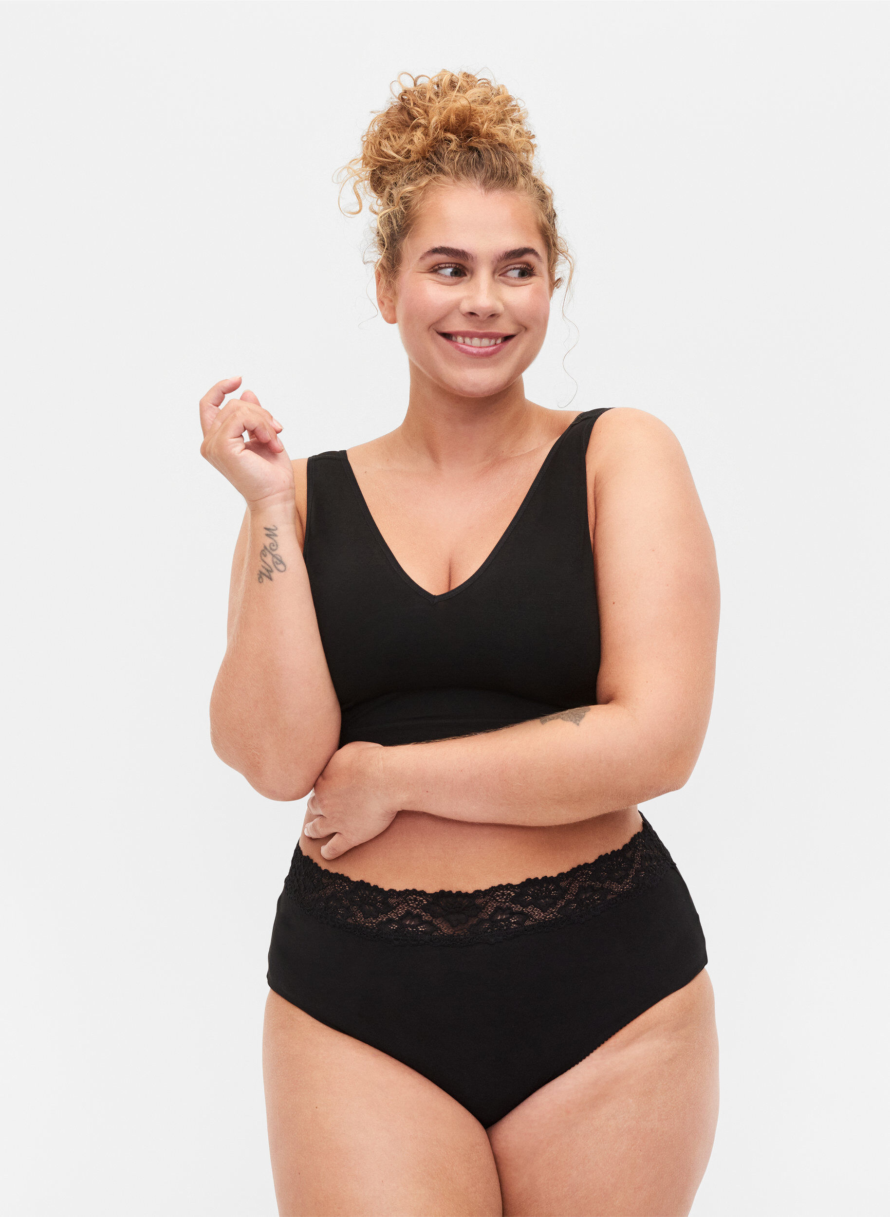 Zizzi2-pack katoenen panty met kant, Zwart, Model image number 0