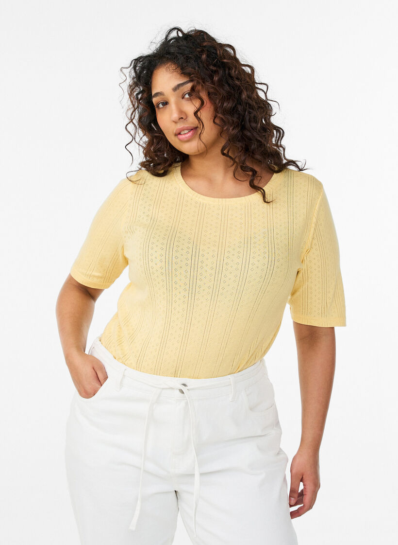 T-shirt en coton avec broderie ajour&eacute;e, Jaune clair, Model image number 0