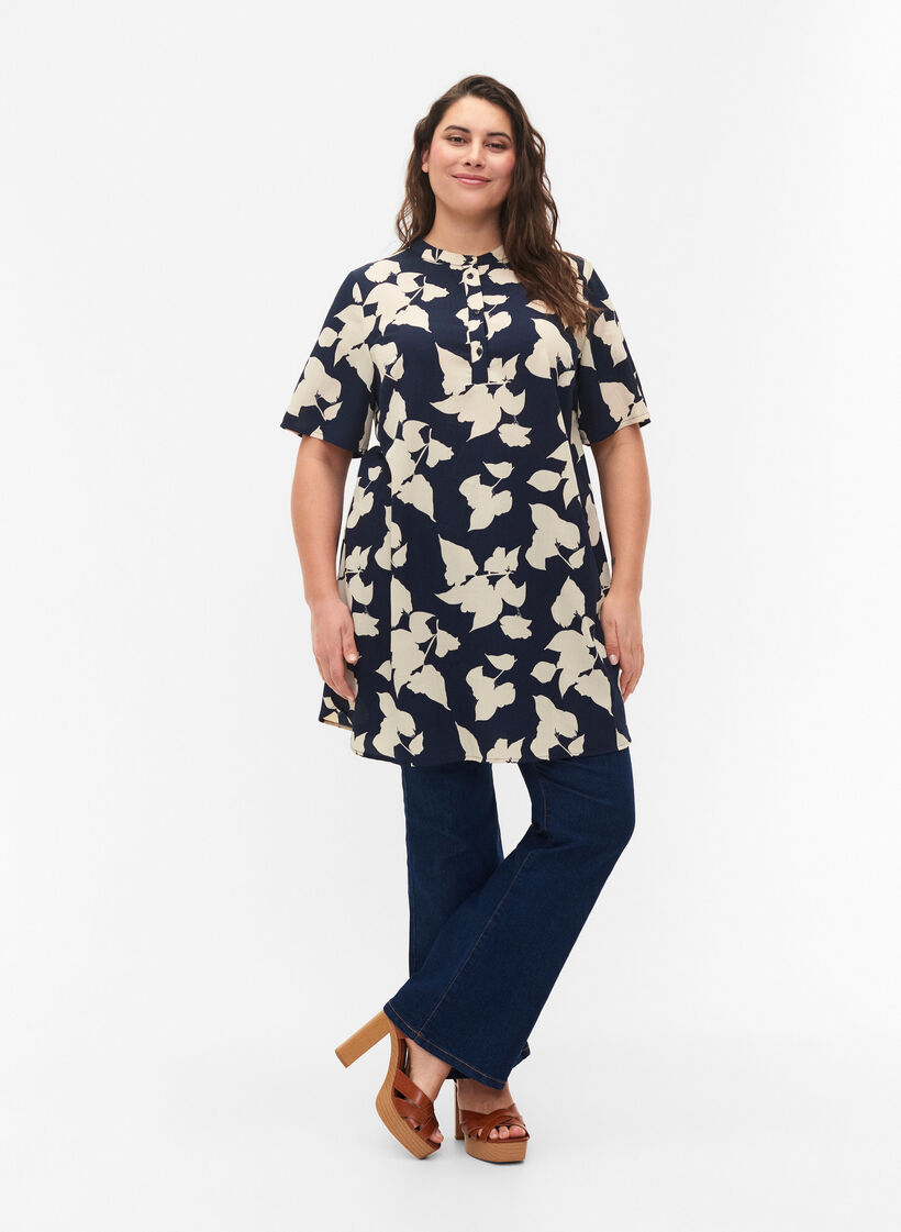 FLASH - Bloemen tuniek met korte mouwen, Blue White Flower, Model image number 2
