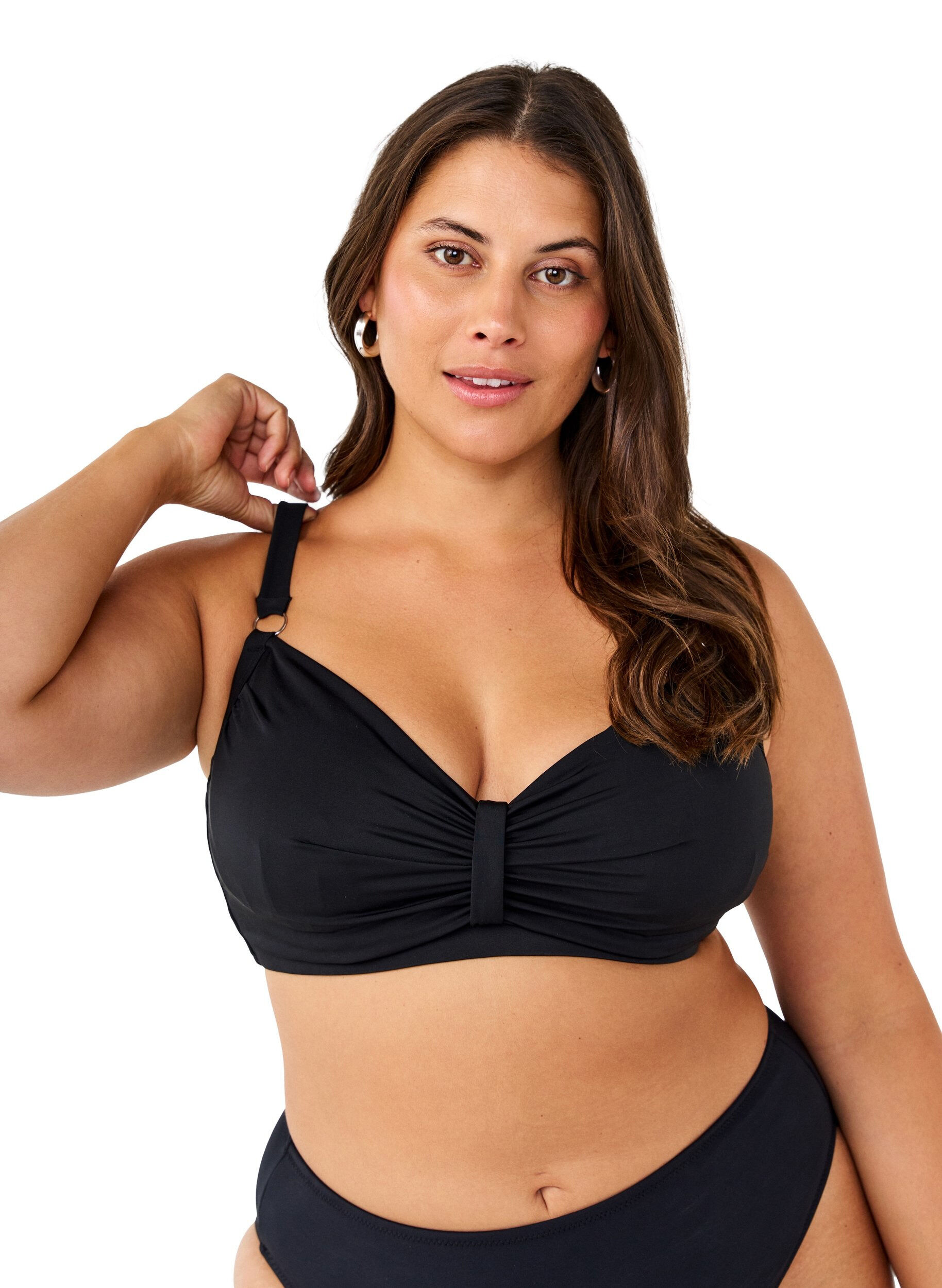 Soutien-gorge de bikini &agrave; armatures avec drap&eacute;, Noir, Model
