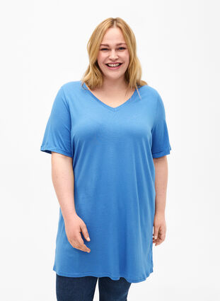 Effen kleur oversized v-hals t-shirt, Marina, Model image number 0