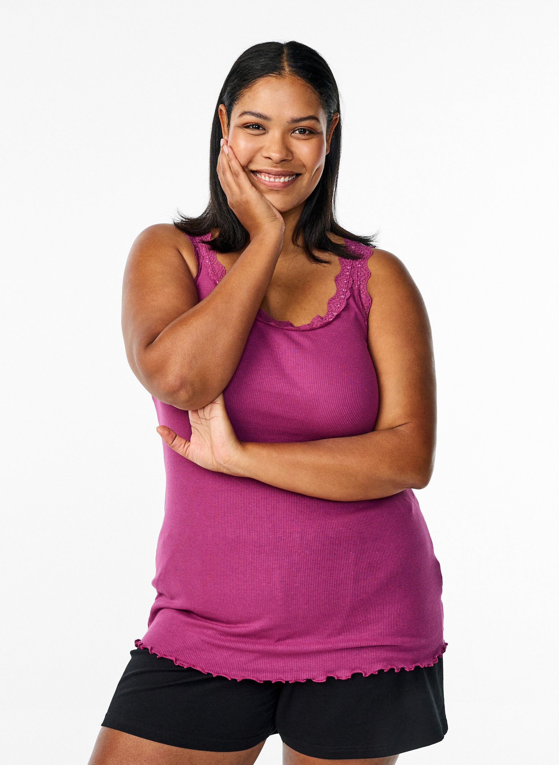 ZizziTop met kanten rand, Rood, Model image number 0