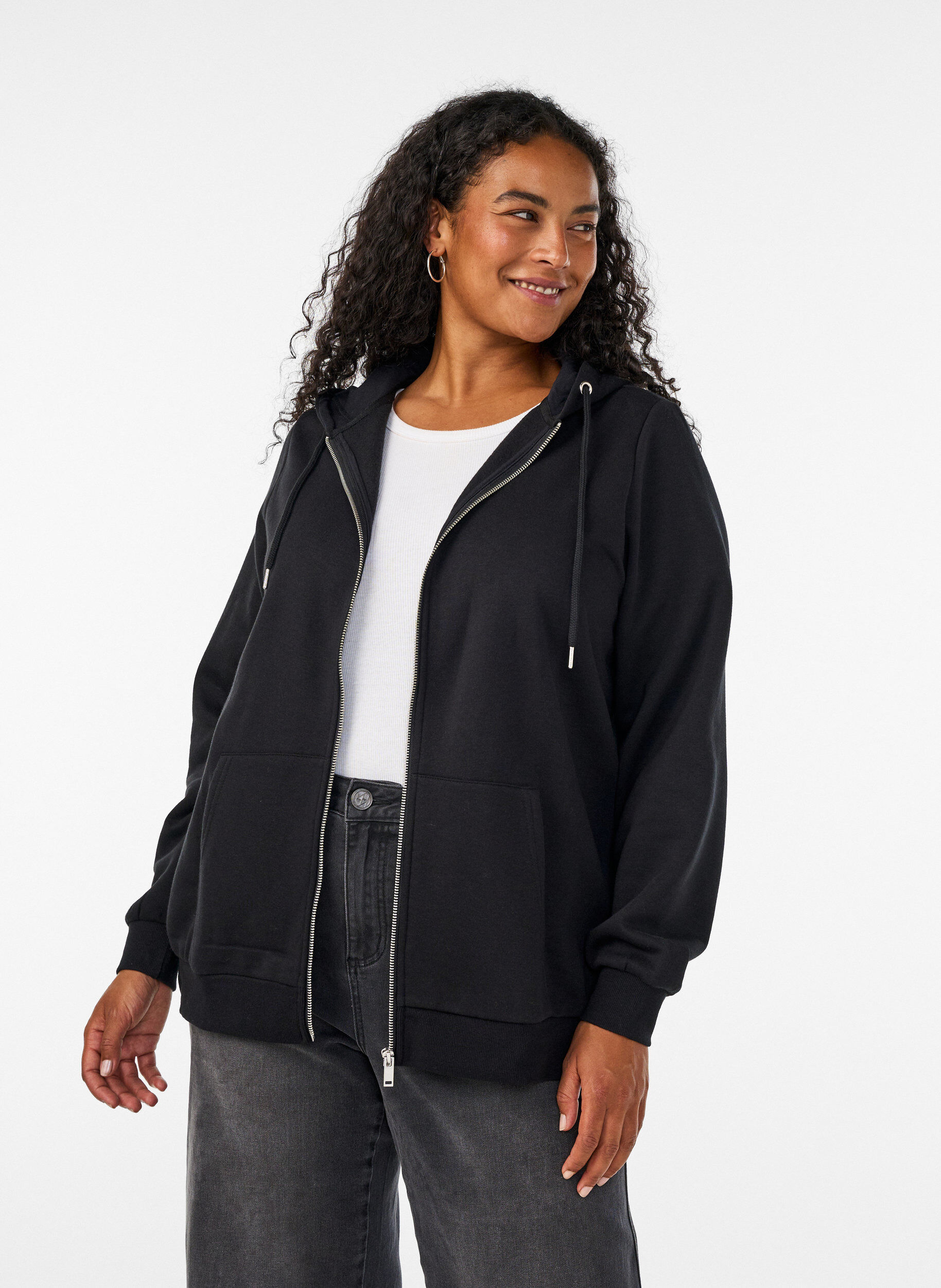 ZizziSweat &agrave; capuche zipp&eacute; avec poches, Noir, Model image number 0