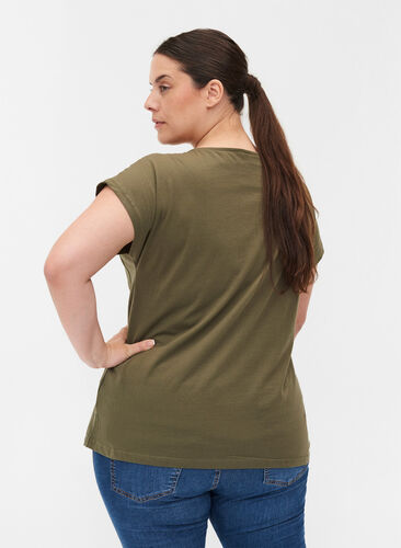 T-shirt avec poche poitrine en coton bio, Ivy Green, Model image number 1